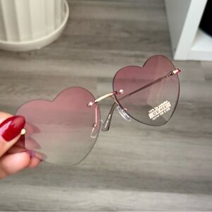 Fashion Nova Heart-Shaped Pink Sunglasses